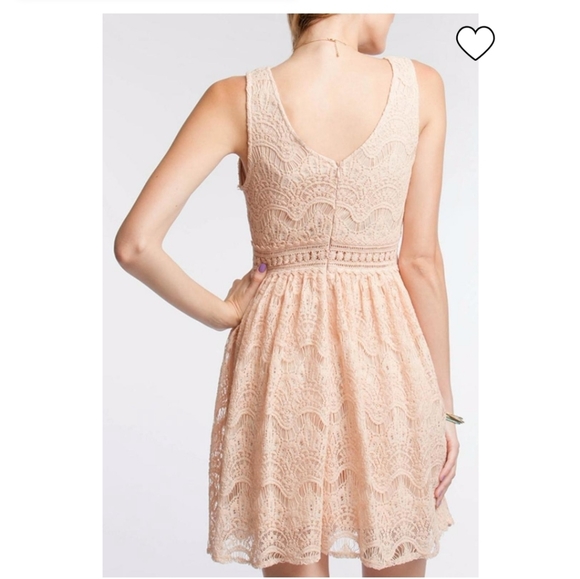 She + Sky lace dress - Picture 6 of 6